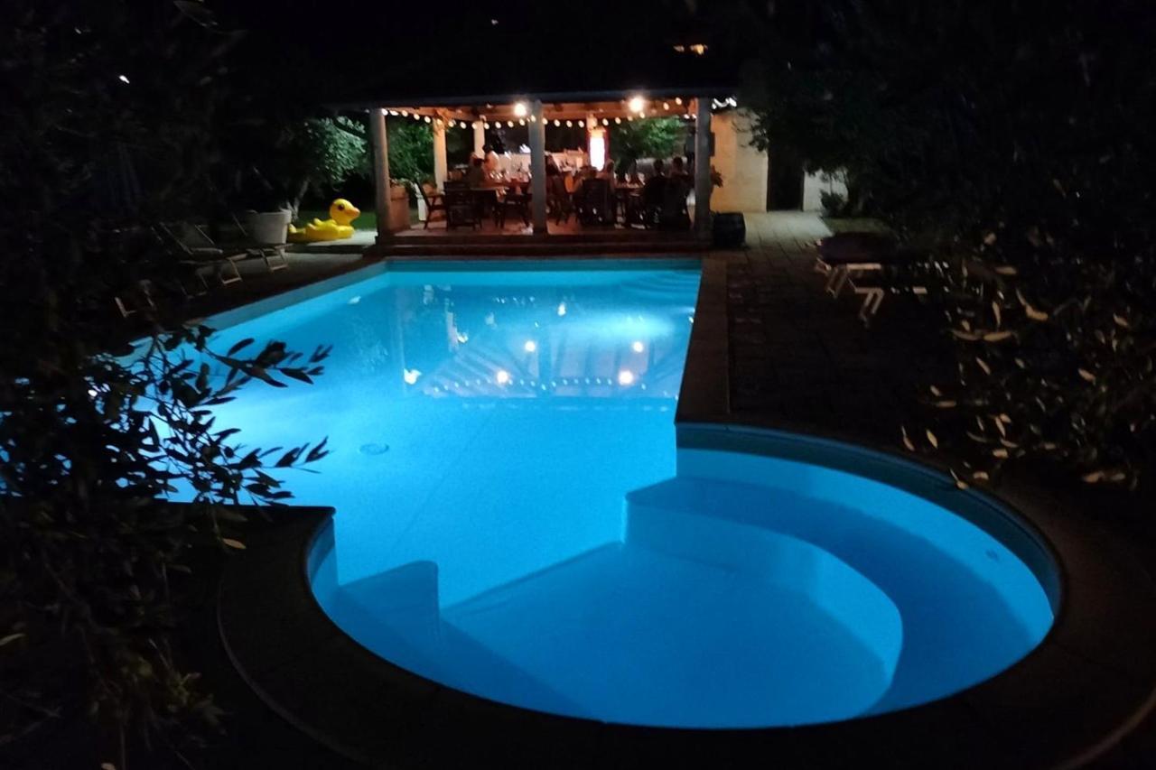 Family Friendly Apartments With A Swimming Pool Povljana, Pag - 244 Zewnętrze zdjęcie