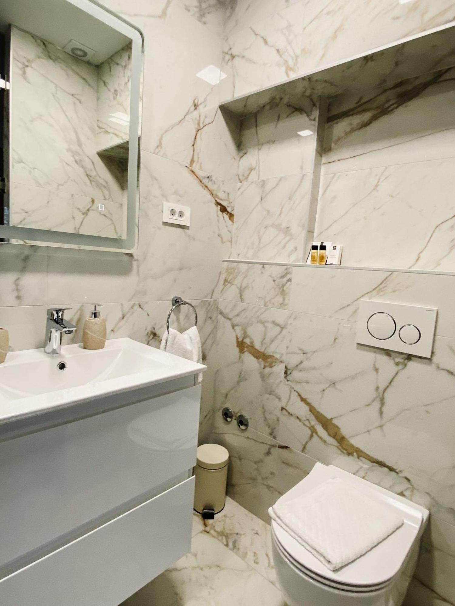 Family Friendly Apartments With A Swimming Pool Povljana, Pag - 244 Pokój zdjęcie