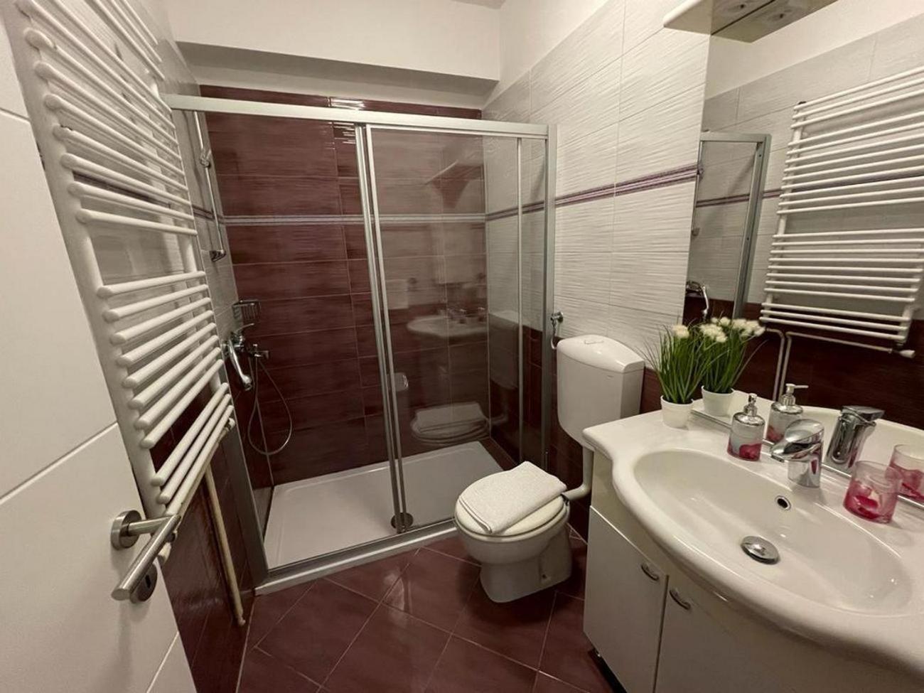 Family Friendly Apartments With A Swimming Pool Povljana, Pag - 244 Zewnętrze zdjęcie